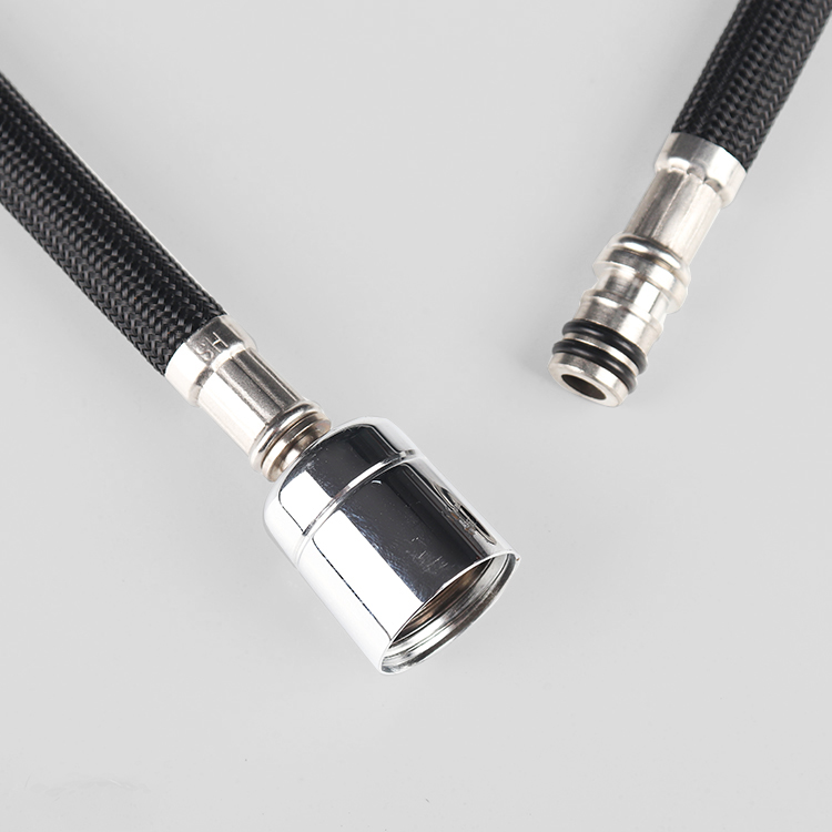 Double-headed metal braided hose